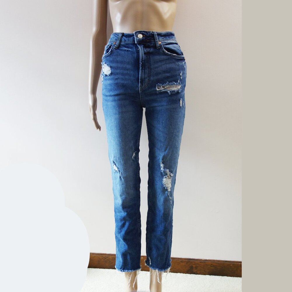 We The Free Straight Leg Distressed Raw Hem Jeans 25R EUC